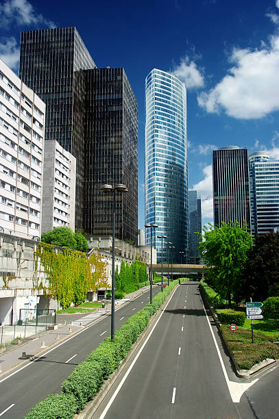 istock financial district of Paris 179125404