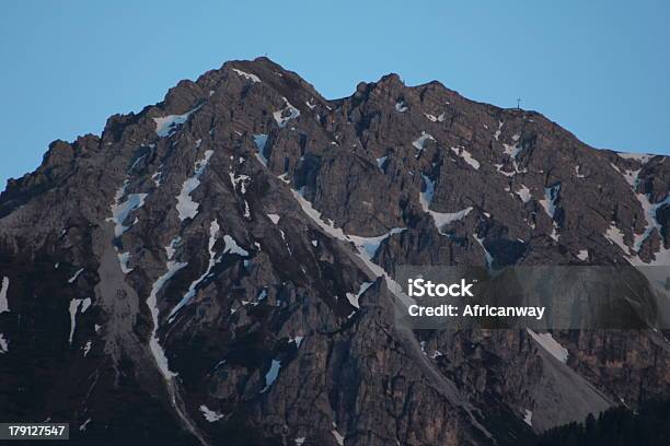 Luz De La Puesta De Sol En Las Montañas De Austria Nockspitze Montañas Foto de stock y más banco de imágenes de Alpes Europeos