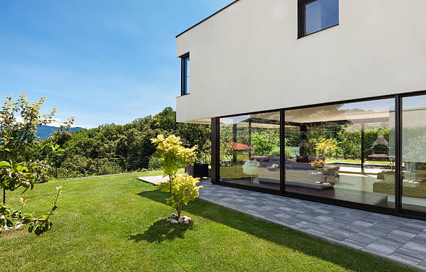 istock Modern villa, outdoor, green garden 179128611