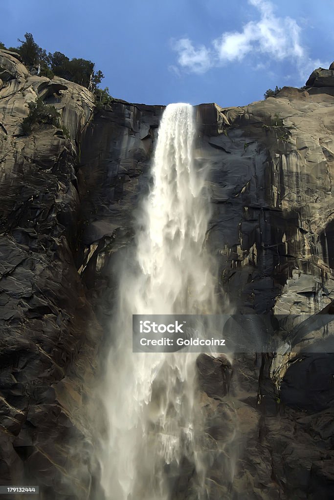 Cascate dello Yosemite - Foto stock royalty-free di Ambientazione esterna