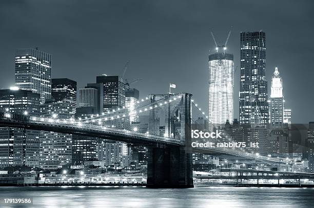ニューヨークブルックリン橋 - ニューヨーク州 ブルックリンのストックフォトや画像を多数ご用意 - ニューヨーク州 ブルックリン, モノクロ, つり橋