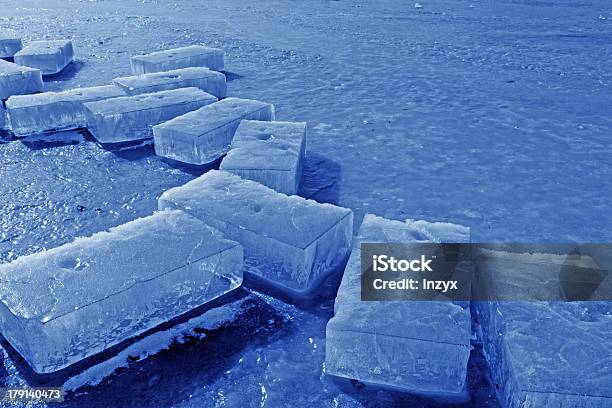 Ice Am Fluss Stockfoto und mehr Bilder von Ansicht aus erhöhter Perspektive - Ansicht aus erhöhter Perspektive, Arrangieren, Blau