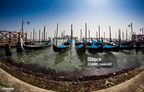 Gondole A Venezia Italia - Fotografie stock e altre immagini di Acqua - Acqua, Ambientazione esterna, Architettura