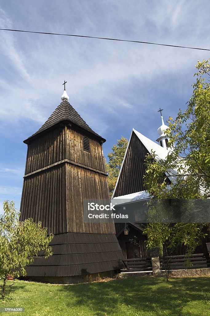 La medievale chiesa di legno del XVI secolo. - Foto stock royalty-free di Chiesa
