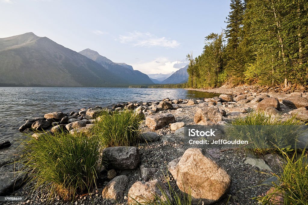 Serata sul Lago McDonald - Foto stock royalty-free di Acqua