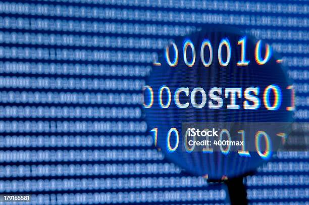 Conceito De Custos - Fotografias de stock e mais imagens de Azul - Azul, Big Data, Codificar