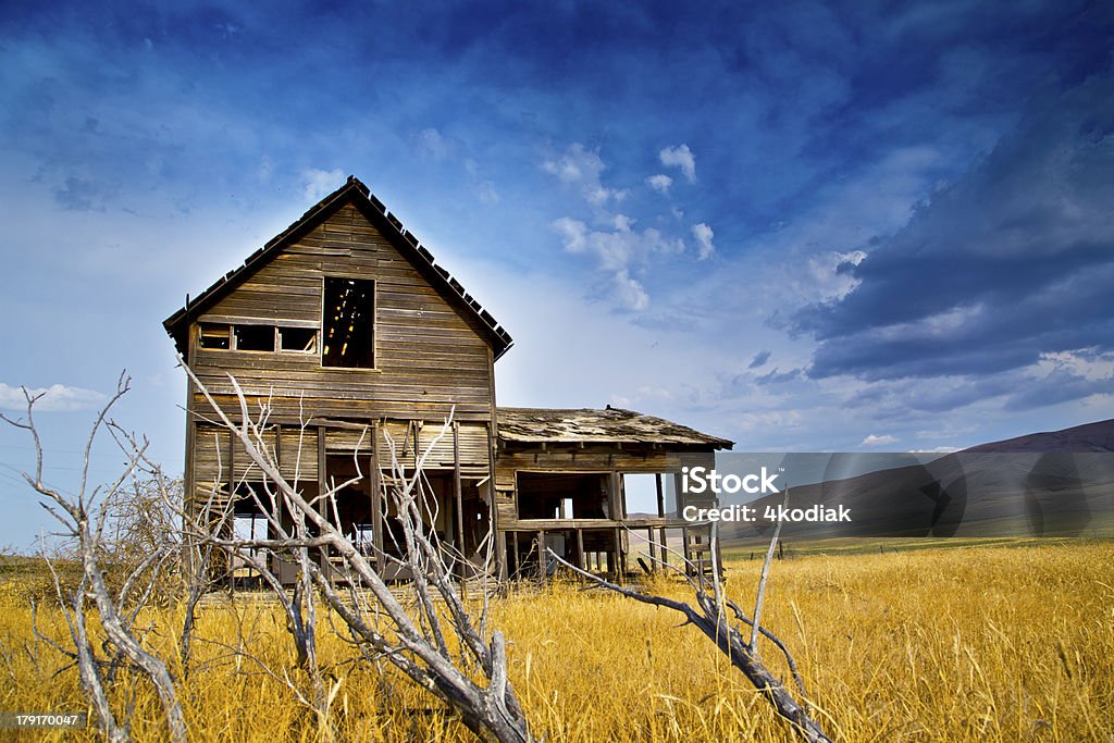 Abandonada House - Foto de stock de Abandonado royalty-free