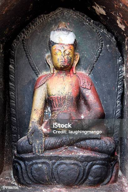 Swayambhunath Templo Nepal Foto de stock y más banco de imágenes de Antiguo - Antiguo, Arte, Arte tribal