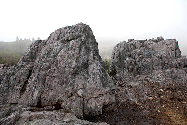 istock Mt Rogers Rock Outcrop 179186963