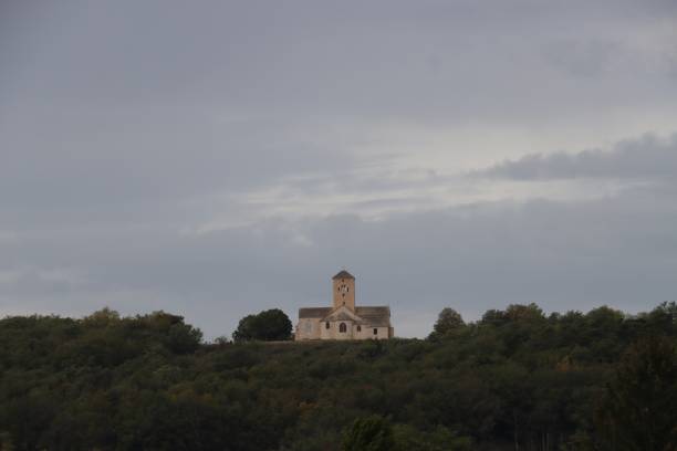 L’église de Saint Martin de Laives près de Sennecey Le Grand en Bourgogne