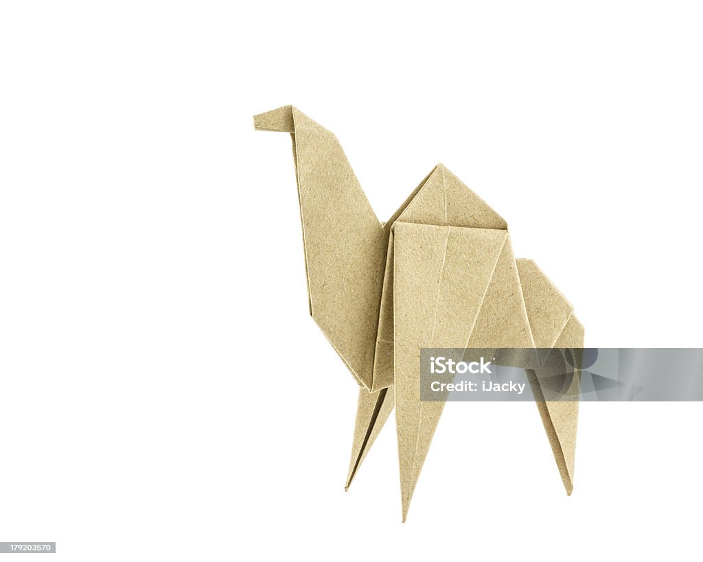 Origami de papel reciclado camello - Foto de stock de Actividad libre de derechos