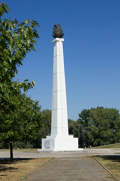 istock Eternal fire, Belgrad, Serbia 179209483