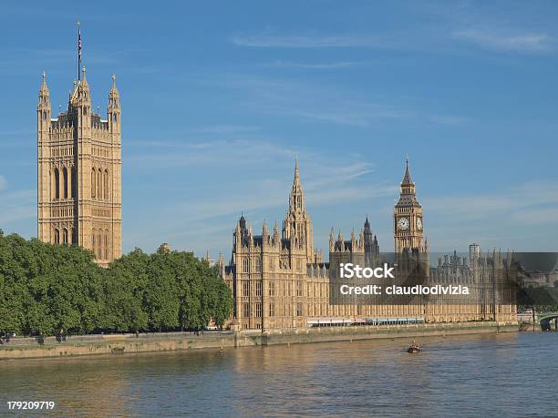 Foto de Casas Do Parlamento e mais fotos de stock de Arquitetura - Arquitetura, Capitais internacionais, Casas do Parlamento - Cidade de Westminster