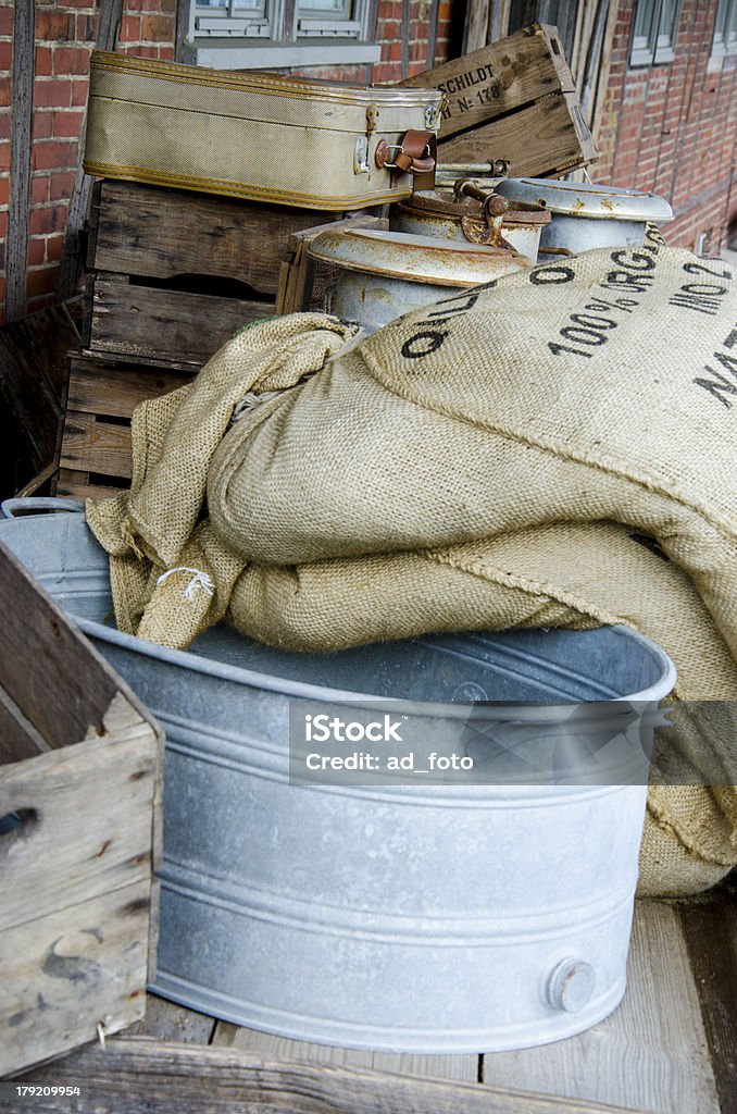 Coador e sacos de grãos - Foto de stock de Acessório royalty-free