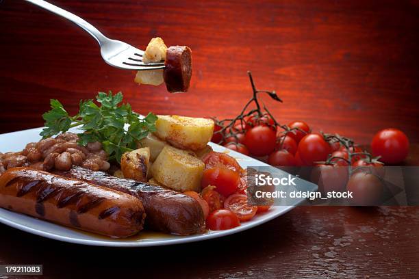 Comida Tradicional Foto de stock y más banco de imágenes de Alimento - Alimento, Alimentos cocinados, Asado - Alimento cocinado