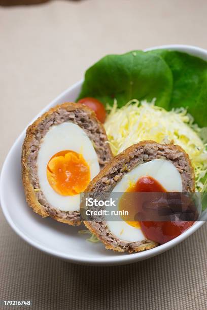 Jajko Po Szkocku W Stylu Japońskim - zdjęcia stockowe i więcej obrazów Danie mięsne - Danie mięsne, Fotografika, Gotowane jajko