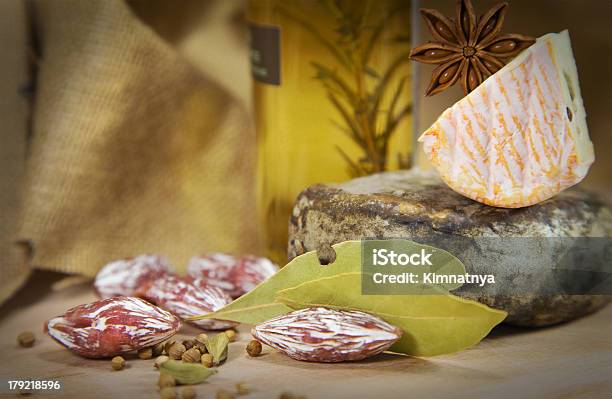 Französische Käse Stockfoto und mehr Bilder von Antipasto - Antipasto, Einzelner Gegenstand, Essig