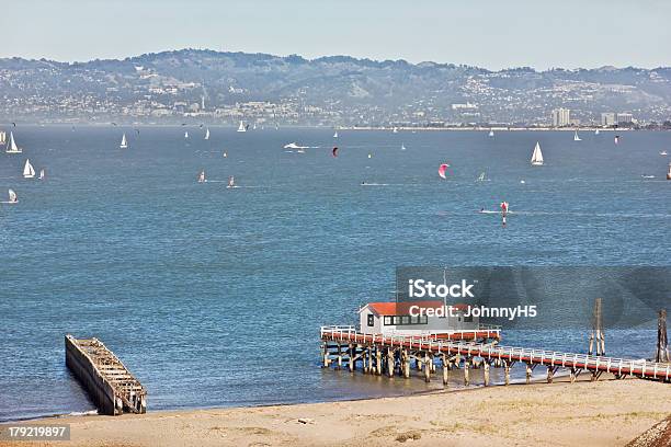 Bahía De San Francisco Foto de stock y más banco de imágenes de Abandonado - Abandonado, Actividad, Actividades recreativas