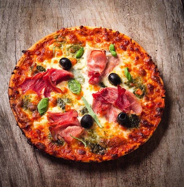 istock Delicious italian pizza 179221190
