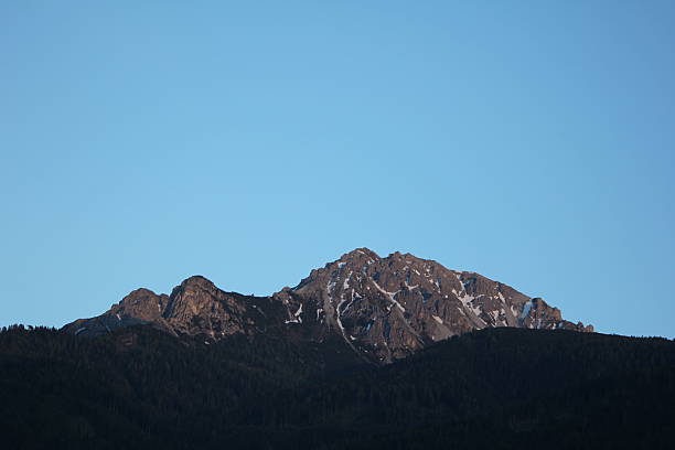 luz pôr do sol nas montanhas alpinas da áustria, nockspitze - nockspitze imagens e fotografias de stock