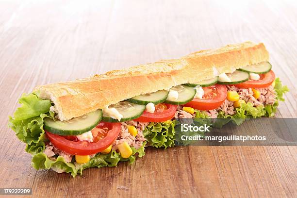 Sándwich Foto de stock y más banco de imágenes de Atún - Pescado - Atún - Pescado, Bocadillo, Bocadillo submarino