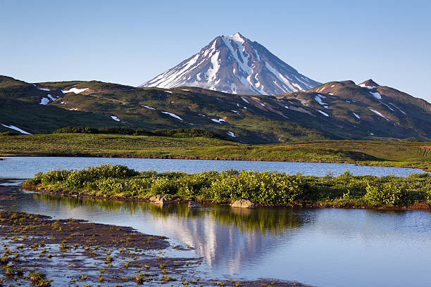 istock Landscape of Kamchatka: Viliuchinsky Volcano 179222851