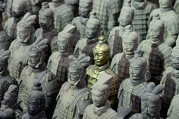 la terra cotta warriors de qinshihuang du - terracotta soldiers xian terracotta tomb photos et images de collection