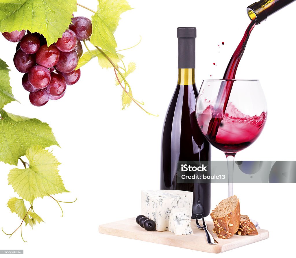 Vinho tinto variedade de uvas e queijo - Foto de stock de Agricultura royalty-free