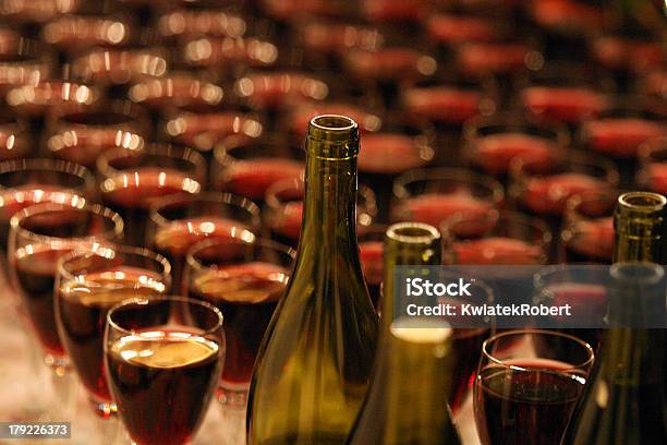 Photo libre de droit de Vin Rouge banque d'images et plus d'images libres de droit de Alcool - Alcool, Boisson, Bouteille