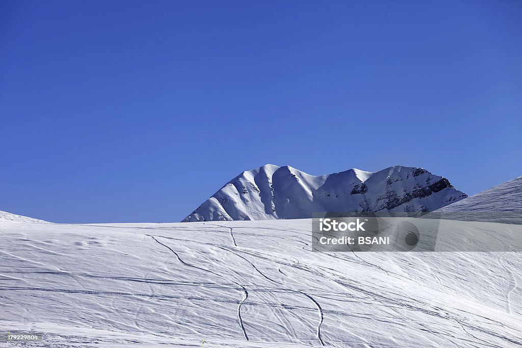 Off-piste pendiente - Foto de stock de Aire libre libre de derechos