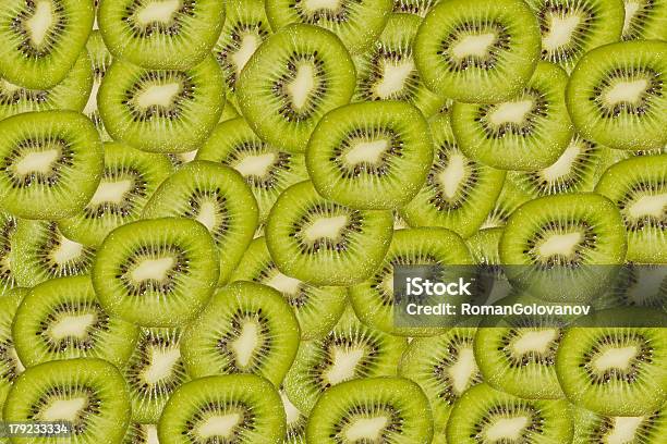 Foto de Madura Kiwi e mais fotos de stock de Alimentação Saudável - Alimentação Saudável, Amontoamento, Cheio