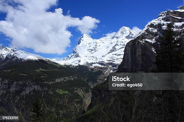 Alpes Suizos Foto de stock y más banco de imágenes de Acantilado - Acantilado, Aire libre, Alpes Europeos