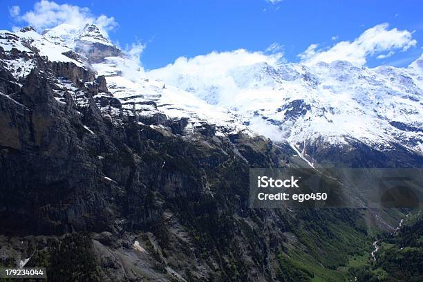 Photo libre de droit de Alpes Suisses banque d'images et plus d'images libres de droit de Alpes européennes - Alpes européennes, Colline, Couleur verte