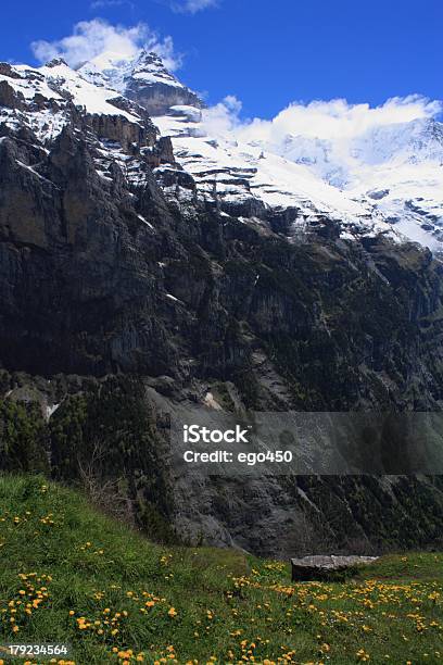 Suiza Foto de stock y más banco de imágenes de Acantilado - Acantilado, Aire libre, Alpes Europeos