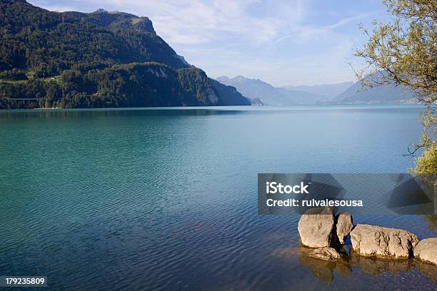 Photo libre de droit de Lac De Brienz banque d'images et plus d'images libres de droit de Alpes européennes - Alpes européennes, Alpes suisses, Brienz
