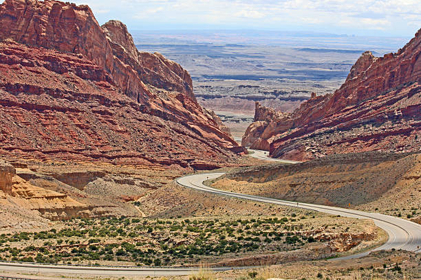 istock I-70 snaking through Spotted Wolf Canyon 179238635