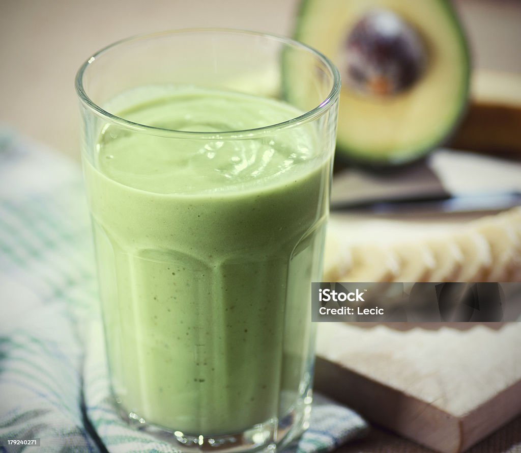 smoothie vert avocat - Photo de Aliment libre de droits