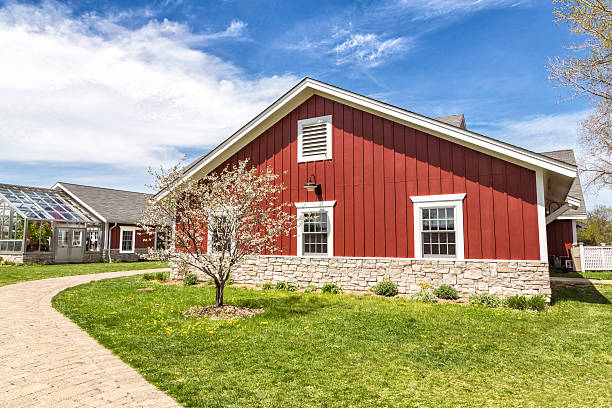 istock American countryside red farm 179242797