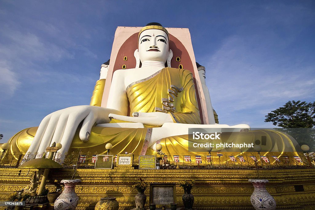Big Buda - Foto de stock de Arquitetura royalty-free