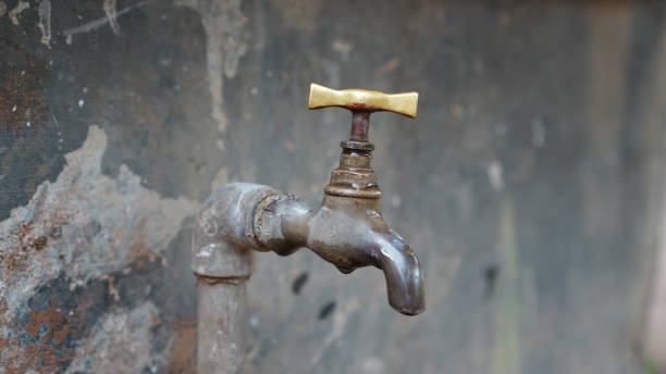 istock old water faucet 1792442986
