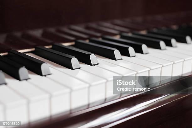 ピアノ Keybord - グランドピアノのストックフォトや画像を多数ご用意 - グランドピアノ, サイズ, ピアノ