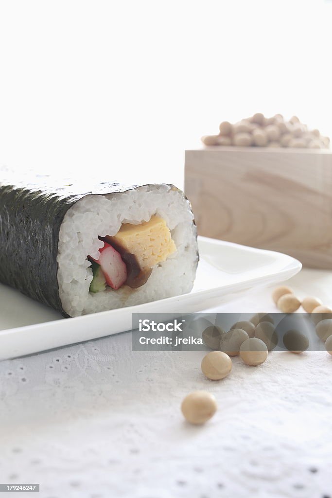 Comida japonesa sushi, sushi para seasaon festival Ehomaki - Foto de stock de Alga marinha royalty-free