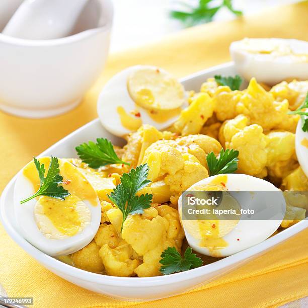 Couveflor Curry - Fotografias de stock e mais imagens de Caril - Caril, Couve-flor, Ovo