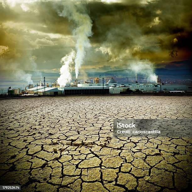 Концепция Polution И Загрязнения — стоковые фотографии и другие картинки Кислотный дождь - Кислотный дождь, Углекислота, Загрязнение окружающей среды
