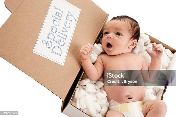 특별 배송 상자 신생아를 진찰해야 0-11 개월에 대한 스톡 사진 및 기타 이미지 - 0-11 개월, 1개월, 개념