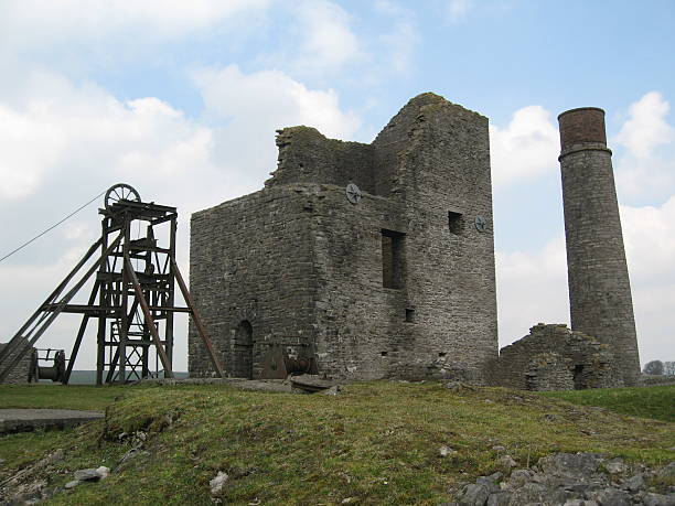 istock abandoned Derbyshire lead mine and ruins 179262291