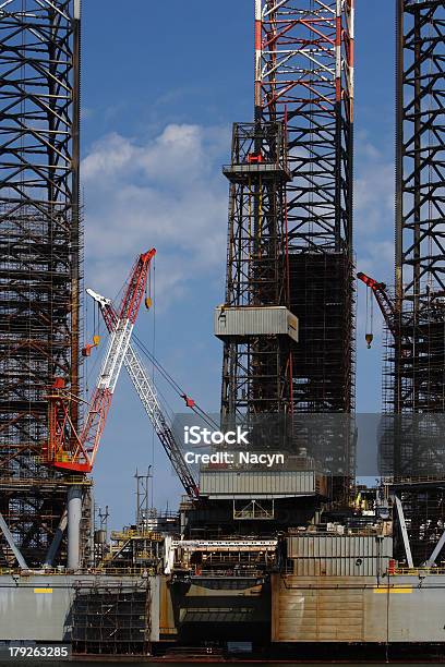 Legs Repair Stock Photo - Download Image Now - Crane - Machinery, Drilling Rig, Floating Oil Production Platform