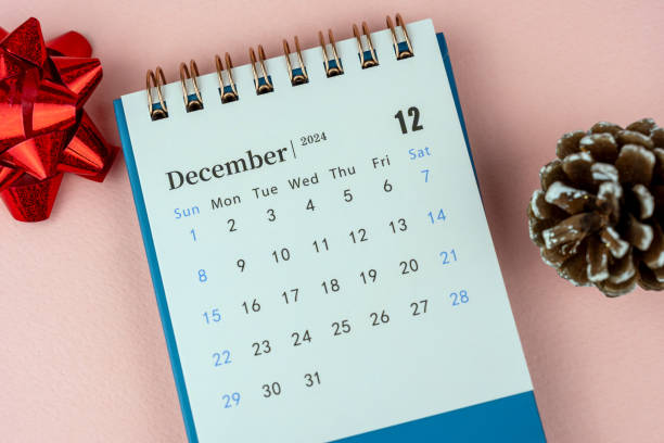 2024. decemberi asztali naptár - december témájú stock jellegű vizuális alkotások, jogdíjmentes fotók és képek