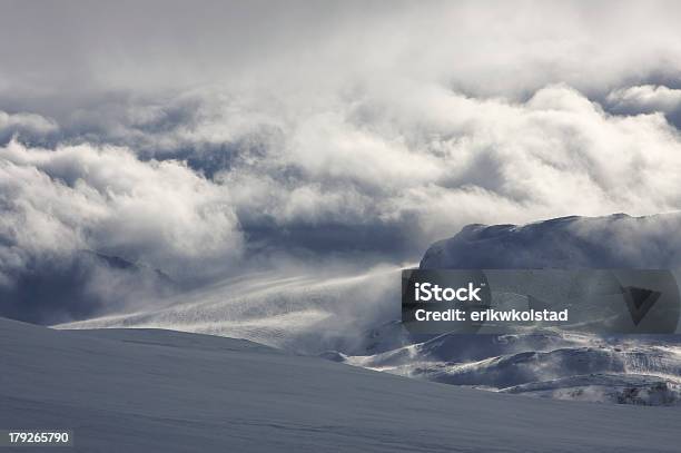 Winterlandschaft Und Gletscher Stockfoto und mehr Bilder von Bedeckter Himmel - Bedeckter Himmel, Berg, Cumulus