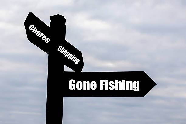 biển báo câu cá đã biến mất. - gone fishing sign hình ảnh sẵn có, bức ảnh & hình ảnh trả phí bản quyền một lần